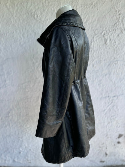 Y2K black leather coat • Saki